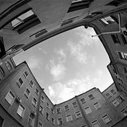 Фотообои "Питерские дворы"